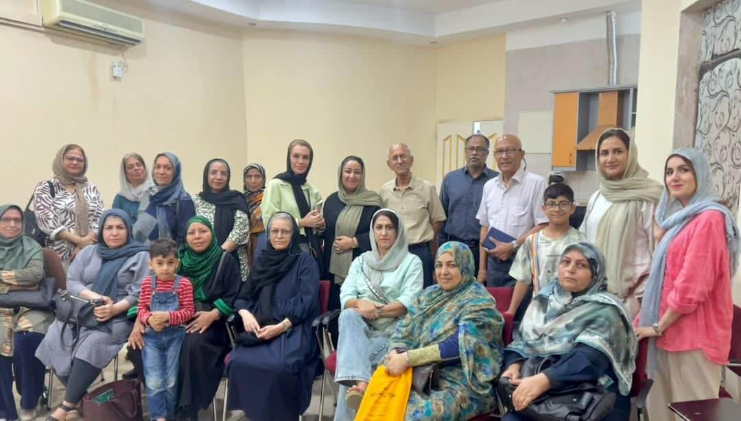 برگزاری کارگاه نویسندگی در خانه امید دباغیان بندرعباس